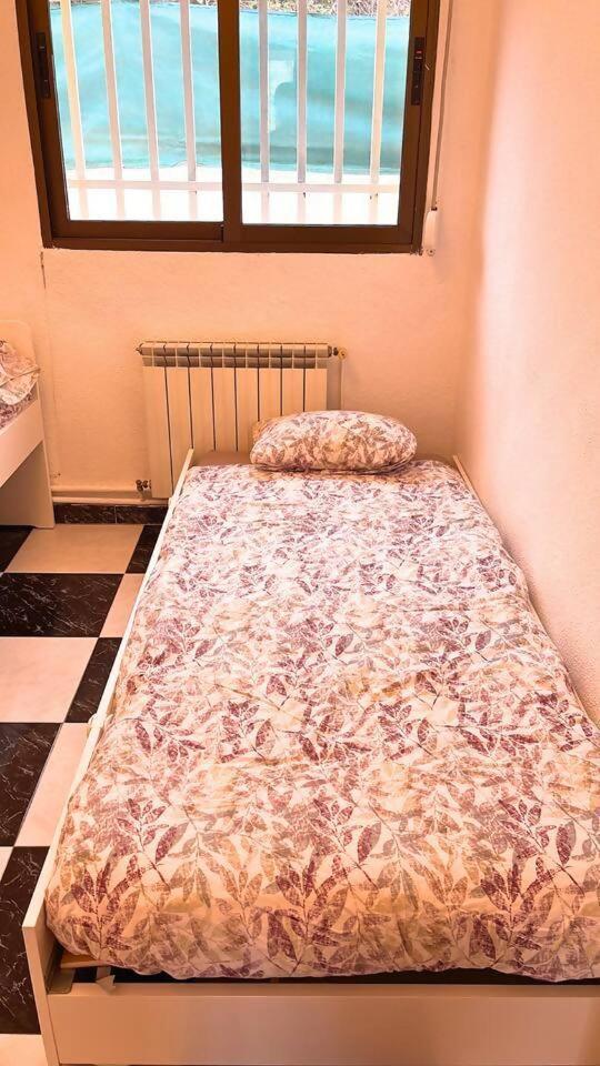 Casa Con Jardin En Ogijares Βίλα Εξωτερικό φωτογραφία