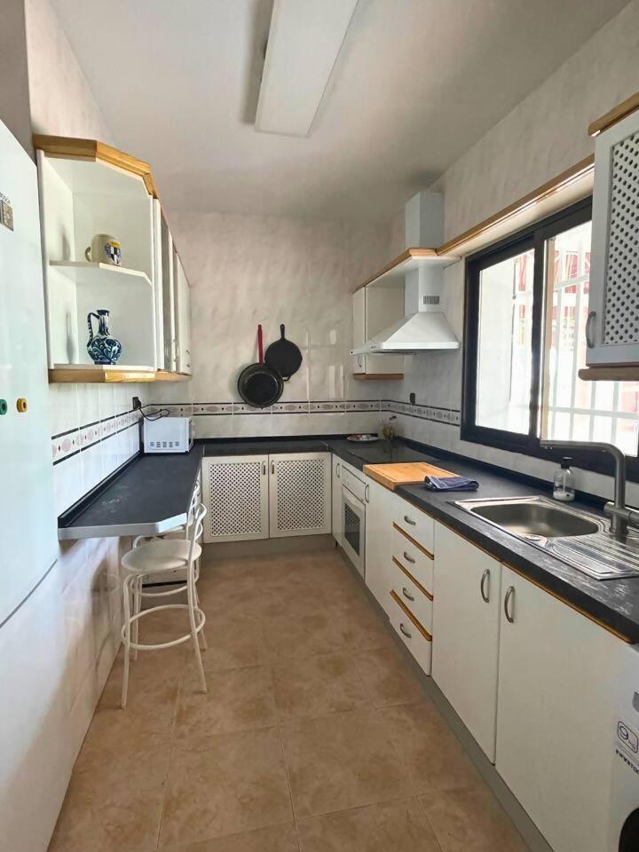 Casa Con Jardin En Ogijares Βίλα Εξωτερικό φωτογραφία